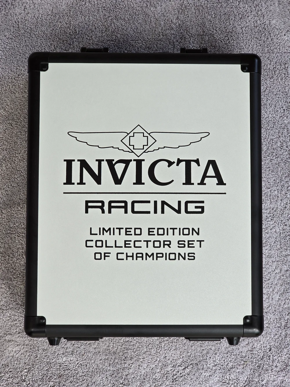 Invicta box 017 bundle